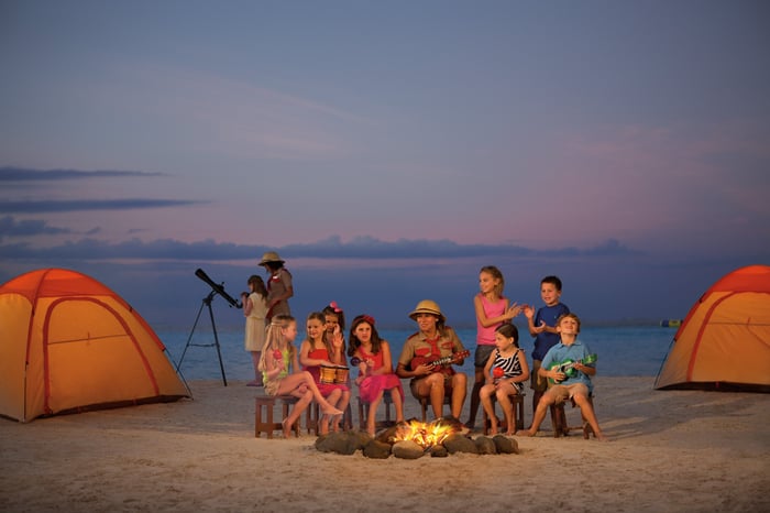 Your littlest travelers will enjoy the Explorer's Club at Dreams Resorts & Spas!